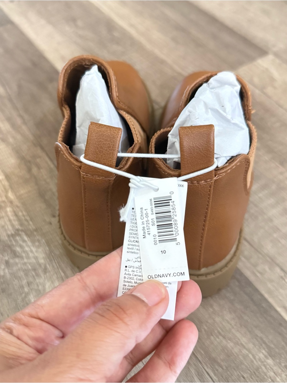 Old navy chunky Chelsea Boots - Picture 5 of 6